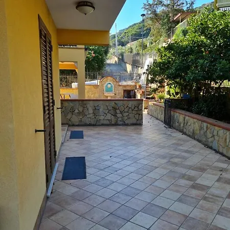 Kalura Superior Apartman Cefalù
